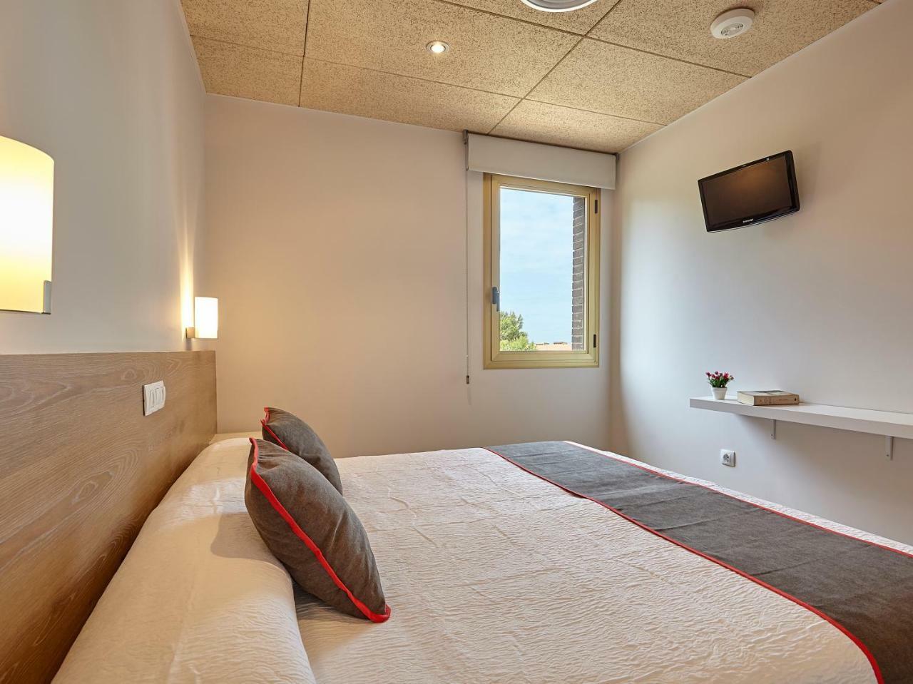 Hostal Nobadis Cervera (Catalonia) Exterior foto